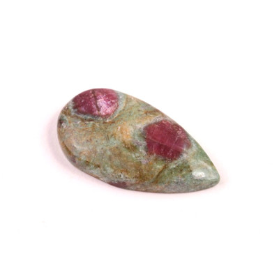 Kabošon Rubín ve Fuchsitu č.6686 (31x17x6mm)