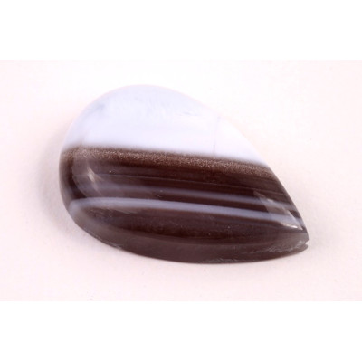 Kabošon Blue Opal č.976 (34x22x9mm)