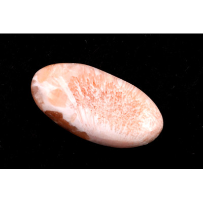 Kabošon Scolecite č.6961 (36x19x8mm)