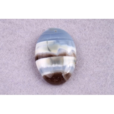 Vrtaný kabošon Blue Opal č.V11 (31x21x6mm)