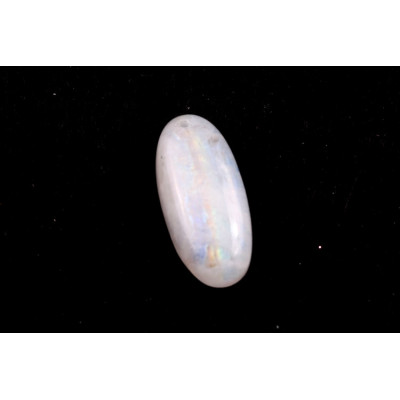 Vrtaný kabošon Moonstone č.V14 (26x12x7mm)