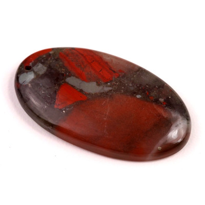 Vrtaný kabošon Krvavý Kámen č.V115 (45x25x6mm)