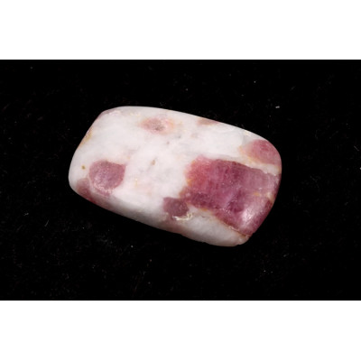 Kabošon Růžový Turmalín č.7378 (30x19x6mm)