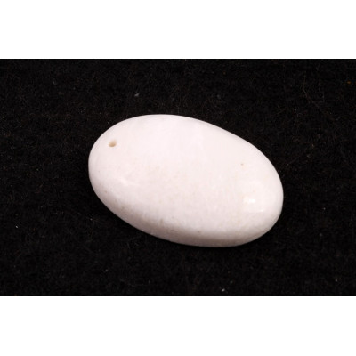 Vrtaný kabošon White Scolecite č.V158 (29x19x7mm)