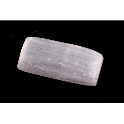 Kabošon White Selenite č.8448 (26x13x6mm)