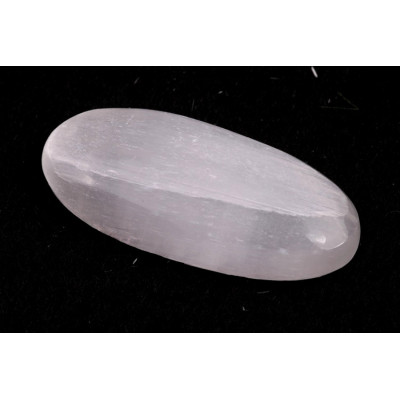 Kabošon White Selenite č.8450 (33x15x7mm)