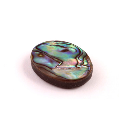 Kabošon  Přírodní Perleť na umělém onyxu č.6530 (26x18x7mm)