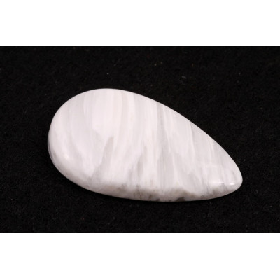 Kabošon White Scolecite č.8508 (34x20x5mm)