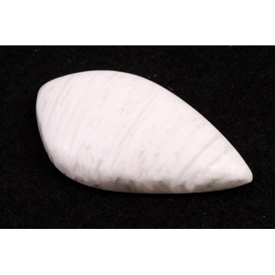 Kabošon White Scolecite č.8509 (41x23x7mm)