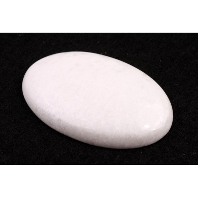 Kabošon White Scolecite č.8510 (38x24x6mm)