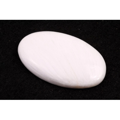 Kabošon White Scolecite č.8512 (37x23x6mm)