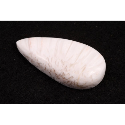 Kabošon White Scolecite č.8514 (36x19x7mm)