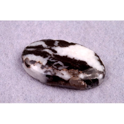 Kabošon Buffalo Jasper č.1893 (33x21x6mm)