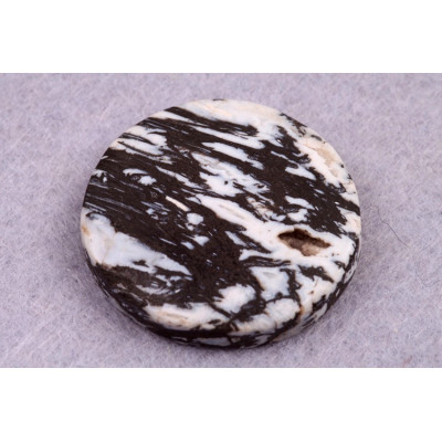 Kabošon Zkamenělé Palmové Dřevo č.8618 (28x5mm)