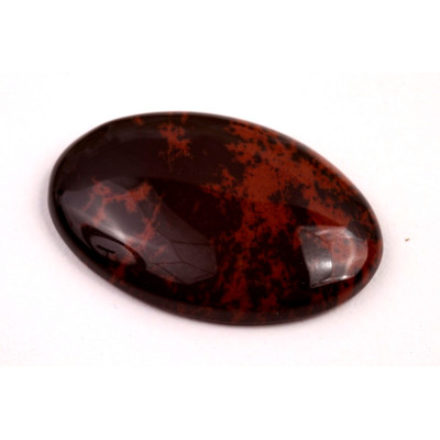 Kabošon Red Obsidián č.8764 (35x24x6mm)