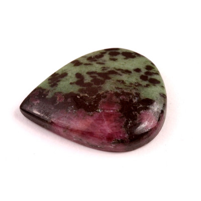 Kabošon Ruby Zoisite č.622 (31x24x5mm)