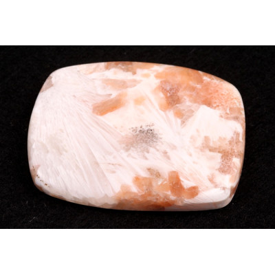 Kabošon Scolecite č.6951 (39x32x6mm)