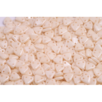 Dvoudírkový trojúhelník 6 mm č. 28