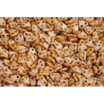 Dvoudírkový trojúhelník 6 mm č. 40